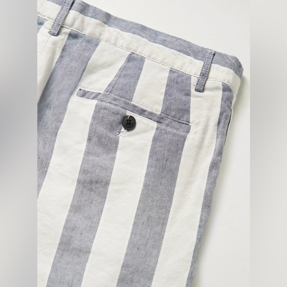 Club Monaco Baxter Shorts - Picture 4 of 5